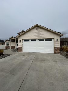 Robbins' Garage Door - custom garage doors
