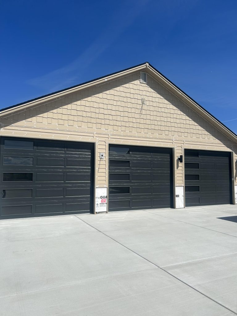 Robbins' Garage Door - garage door estimate